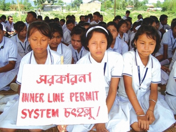 school children lending support to ILP demand