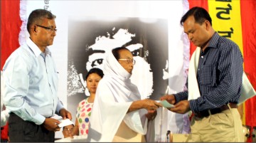 S Bokuljaoba conferred the RK Sanatomba Journalist award