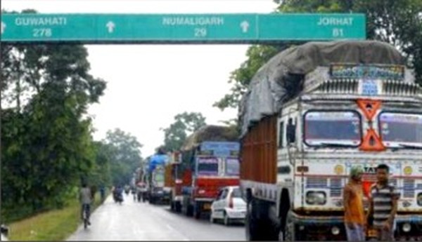 Vehicles stranded on the Assam side of the border due to the blockade