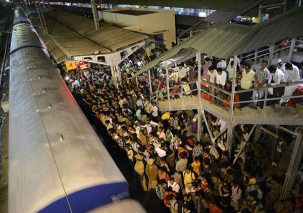 Exodus of NE People subsides in Bangalore, no let up in Chennai, Pune