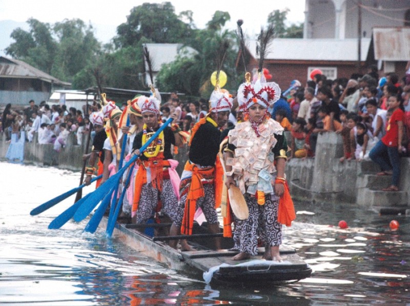 Heikru Hidongba, the traditional boat race festival of Manipur at the Thangapat of Sagolband Bijoygovinda