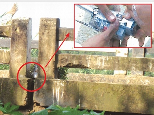 The bomb which was found planted over the bridge at Ushoipokpi in Lilong