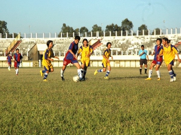 a match in progress at Baby Suchitra Khuraijam Memorial Junior Girls Football League