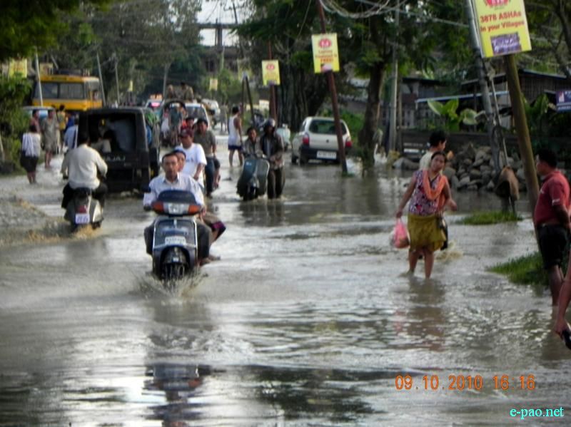 Flood in Imphal East Areas :: October 10 2010