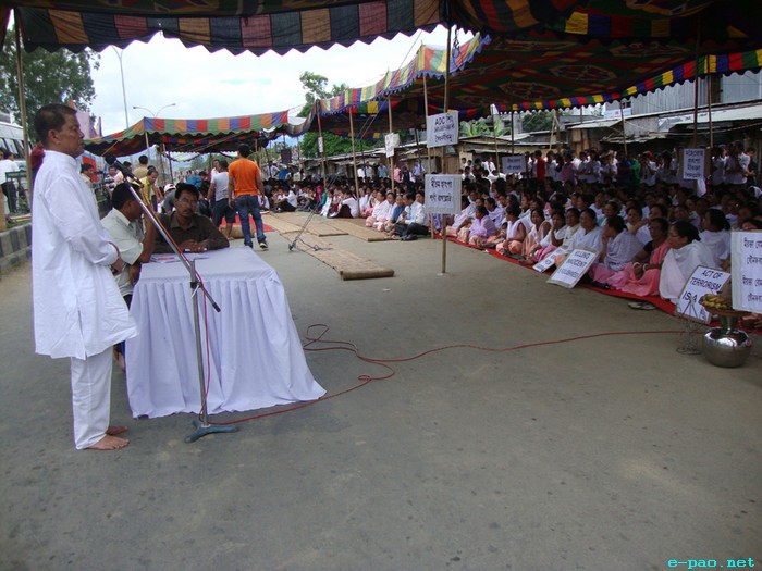 Sit-in-protest in denunciation of IED blast at Sangakpham, Manipur :: 02 August 2011