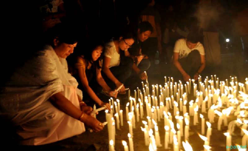 Candle light at Imphal in memory of Richard Loitam  :: 29 April 2012