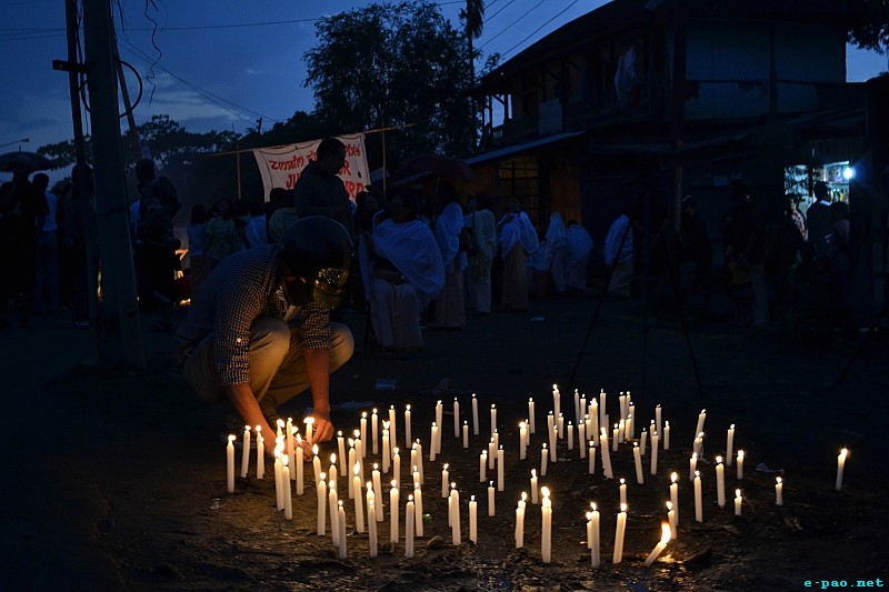 Candle light at Imphal in memory of Richard Loitam  :: 29 April 2012