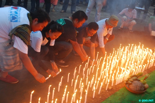 Candle light at Imphal in memory of Richard Loitam  :: 29 April 2012