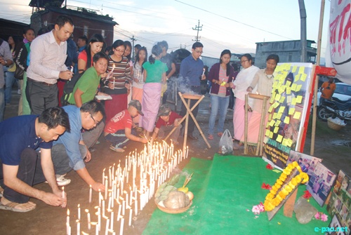 Candle light at Imphal in memory of Richard Loitam  :: 29 April 2012