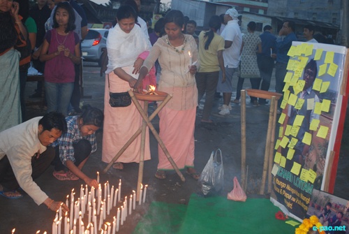 Candle light at Imphal in memory of Richard Loitam  :: 29 April 2012