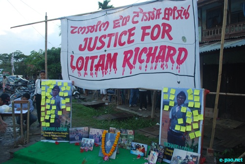 Candle light at Imphal in memory of Richard Loitam  :: 29 April 2012