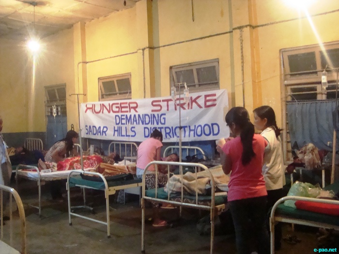 Seven hunger strikers demanding for Sadar hills Districthood hospitalized at CHC Kangpokpi :: August 20 2011