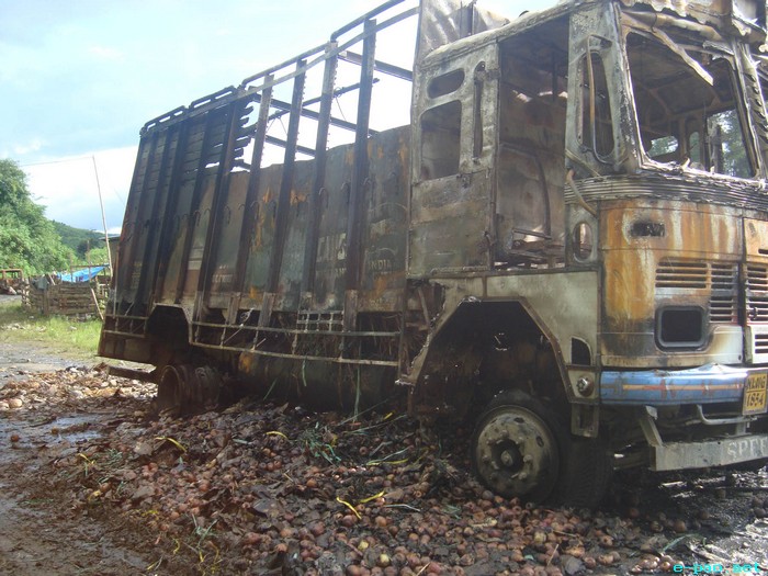 Goods laden truck burnt on September 6 night at Kangpokpi by Sadar Hills Band supporters   :: September 08 2011