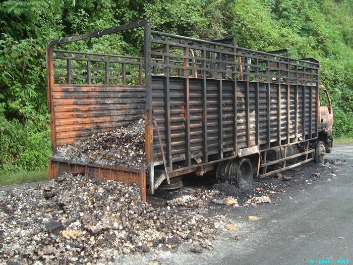 Goods laden truck burnt on September 6 night at Kangpokpi by Sadar Hills Band supporters   :: September 08 2011