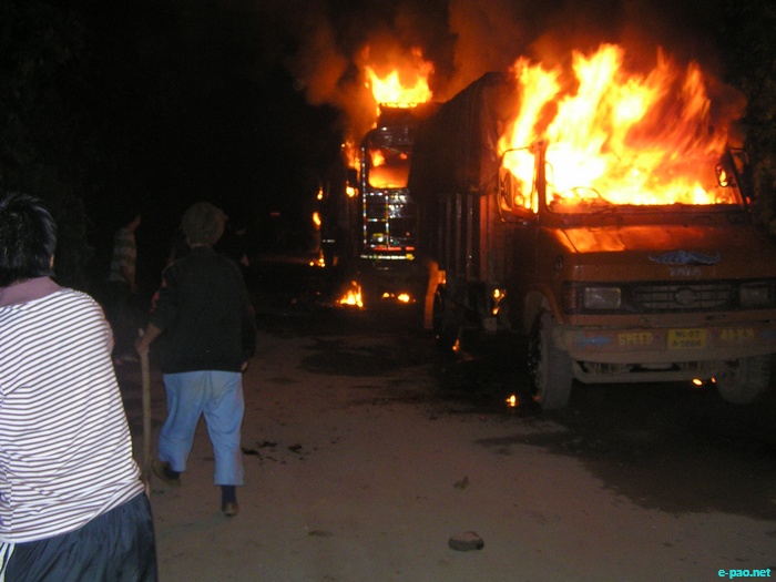 Truck burnt at Keithelmanbi by Sadar Hills Band supporters :: September 10 2011