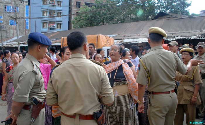 Khwairamband Keithel Women and student's protest rally :: September 20 2011