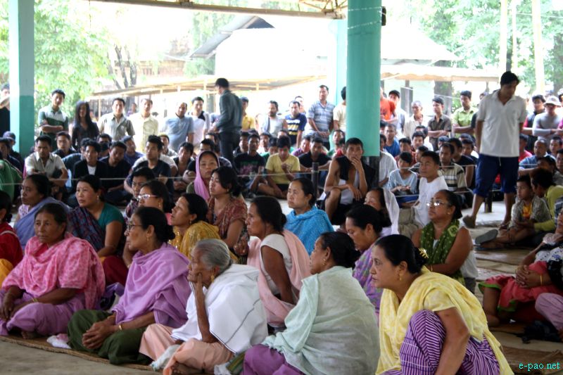 Tension grips at Khurai, Lamlong over Police Atrocities during 'Khurai Puthiba Lailamthokpa' :: May 10 2012