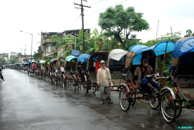 Rickshaw Driver Rally against the blockade of National Highway :: 29 May 2010