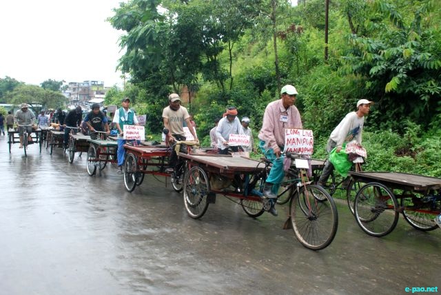 Rickshaw Driver Rally against the blockade of National Highway :: 29 May 2010