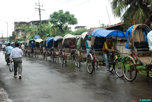 Rickshaw Driver Rally against the blockade of National Highway :: 29 May 2010