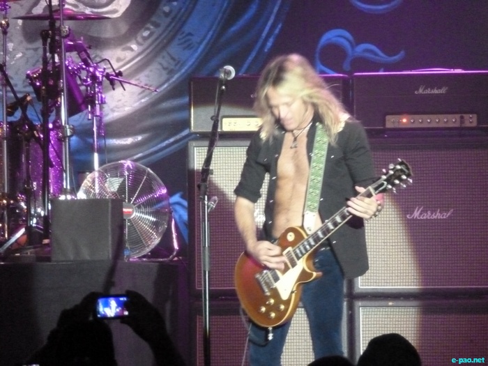 Whitesnake performing at Atlantic City, New Jersey :: 20 August 2011