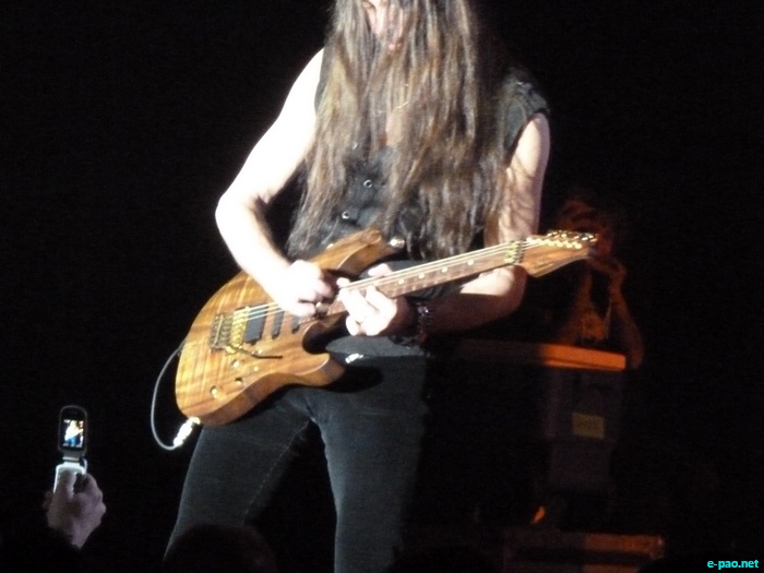 Whitesnake performing at Atlantic City, New Jersey :: 20 August 2011