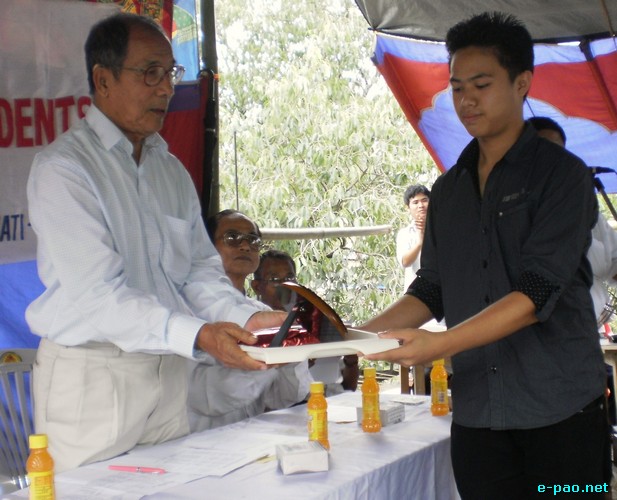 Gauhati Manipuri Social Organisation felicitates Manipuri students  :: 27 June 2010