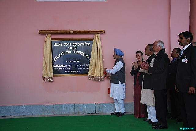 Prime Minister inaugurating the Inter State Bus Terminus on Dec 3 2011