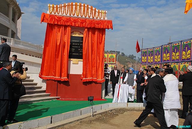 Prime Minister Dr Manmohan Singh and UPA chairperson Sonia Gandhi visit Imphal on 3rd december 2011