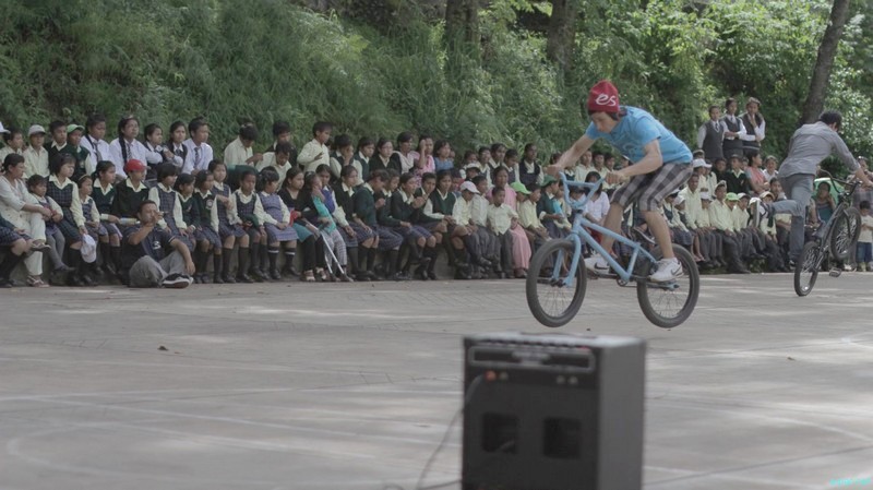 Showcasting talents at Jyoti Sroat Inclusive School - X Jam NE India Tour Shillong 2012  :: 22 August 2012