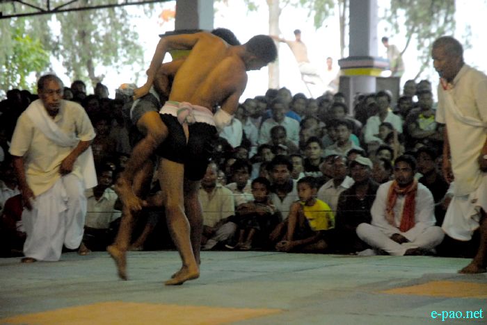 Mukna tournament at Ibudhou Korouhanba Laibung, Moidangpok :: 24 May 2011