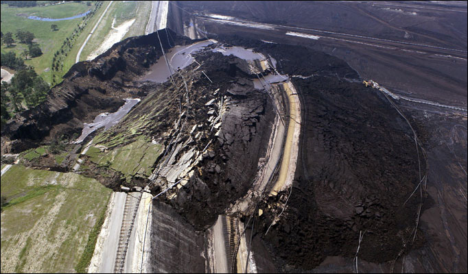 Landside in Yallourn coal mine