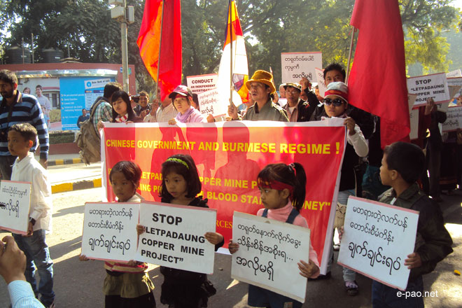 A hundred Burmese in New Delhi protest against Letpadaung copper mine project in Burma