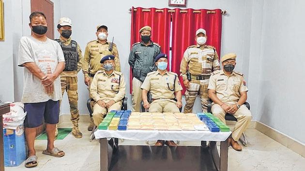 Brown sugar, heroin seized by Tengnoupal Police, one arrested