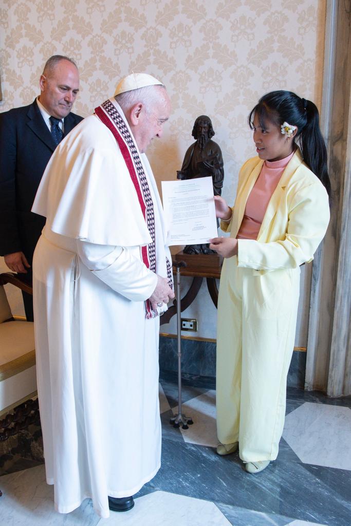  Licypriya Kangujam meets Pope Francis in Vatican 
