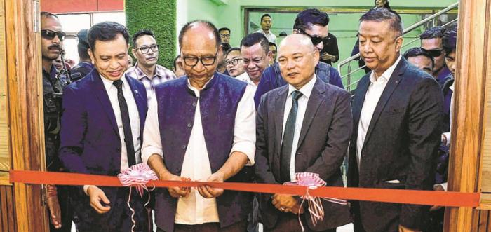 CM advises youth to embrace AI