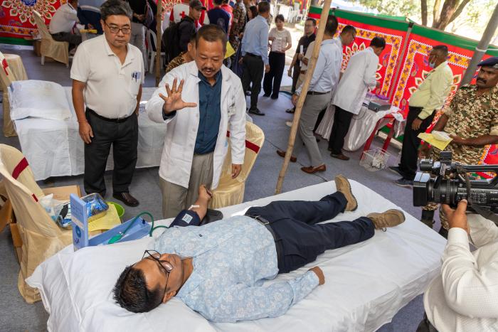 Lok Bhavan hosts blood donation camp