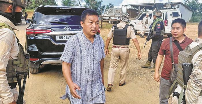 MLA crosses bandh in Casspir, visits Ningchou