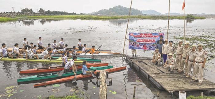 Police conducts canoeing and kayaking competitions